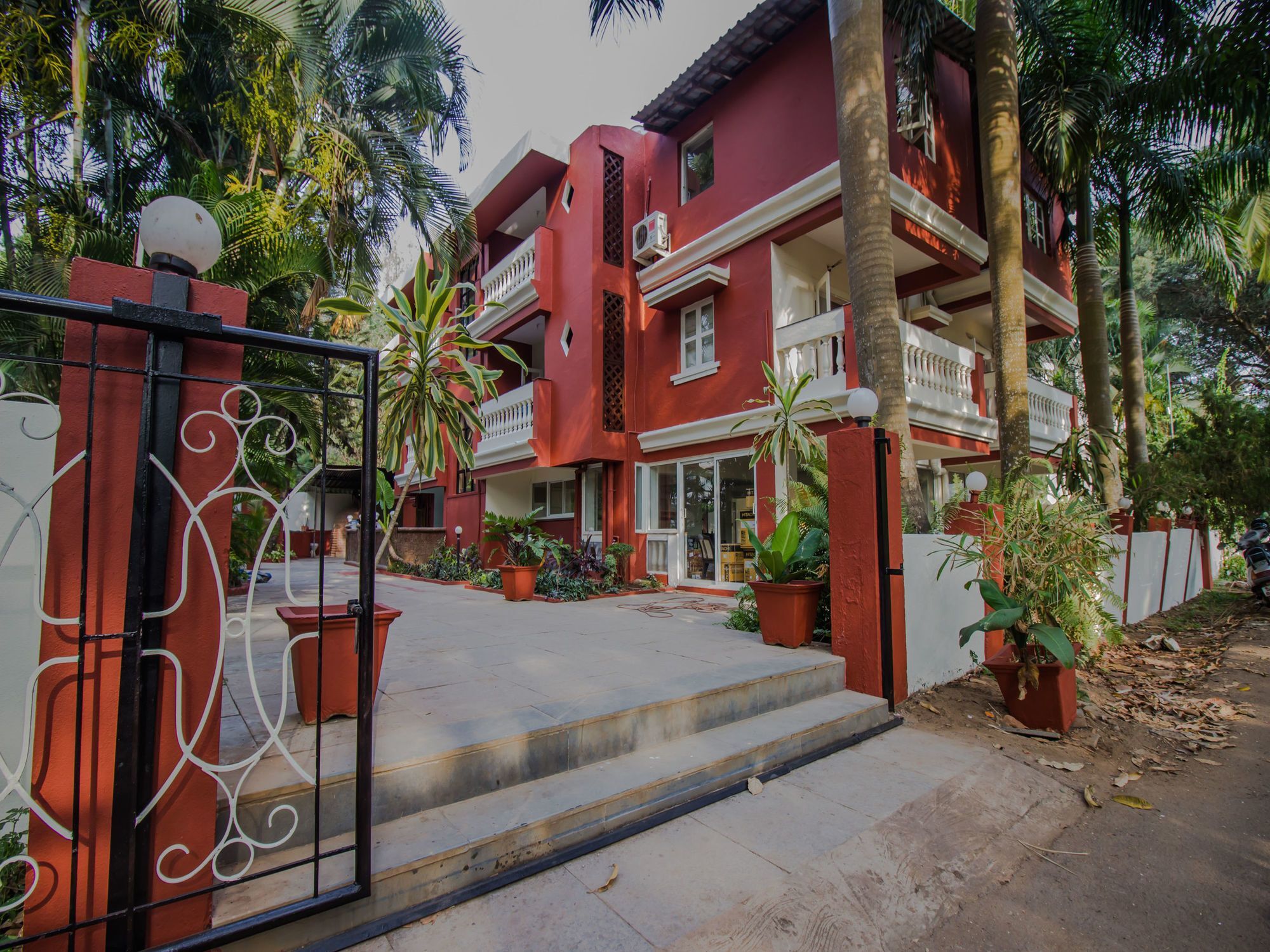Oyo Flagship 13853 Shruti Resort Calangute Eksteriør billede